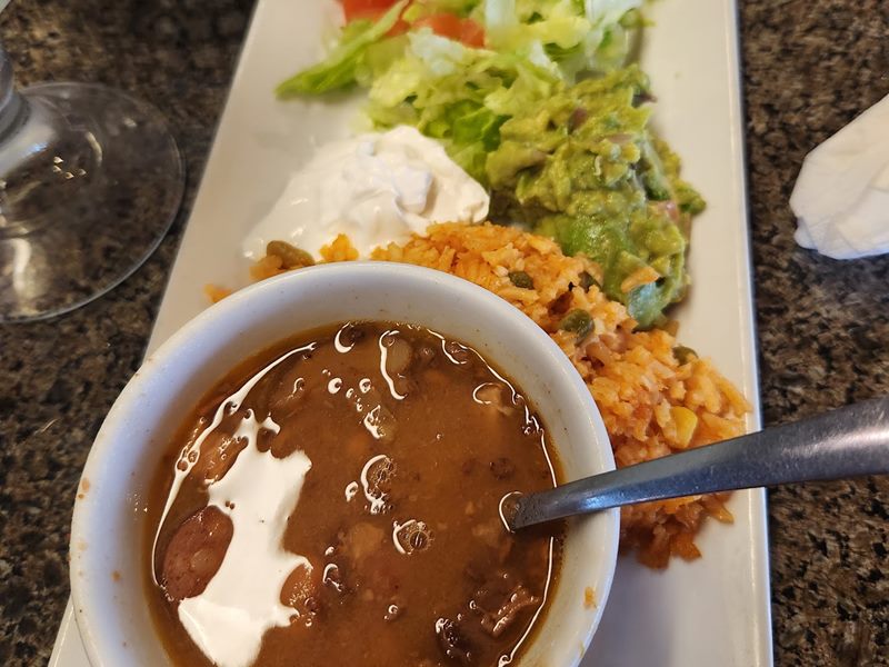 LA ARANDINA COCINA & CANTINA food