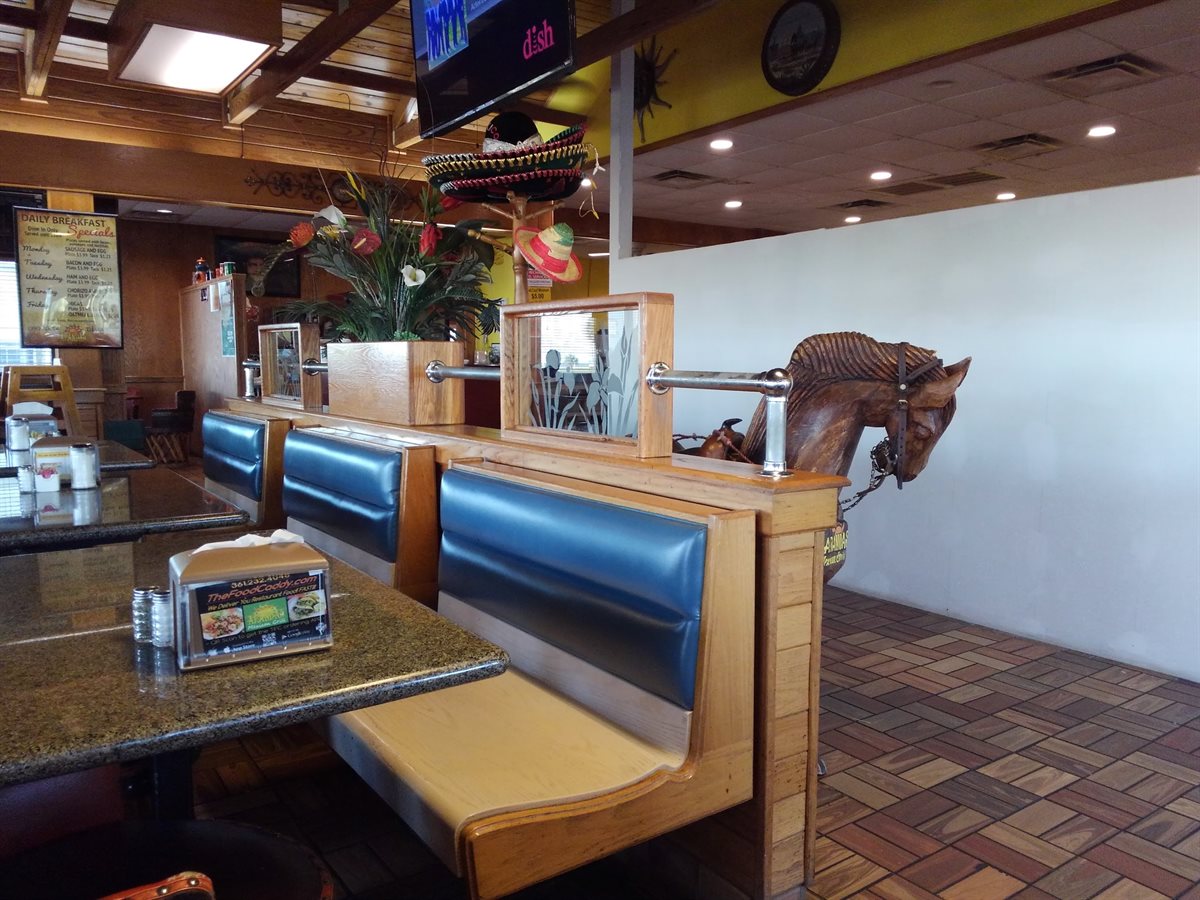 LA ARANDINA COCINA & CANTINA